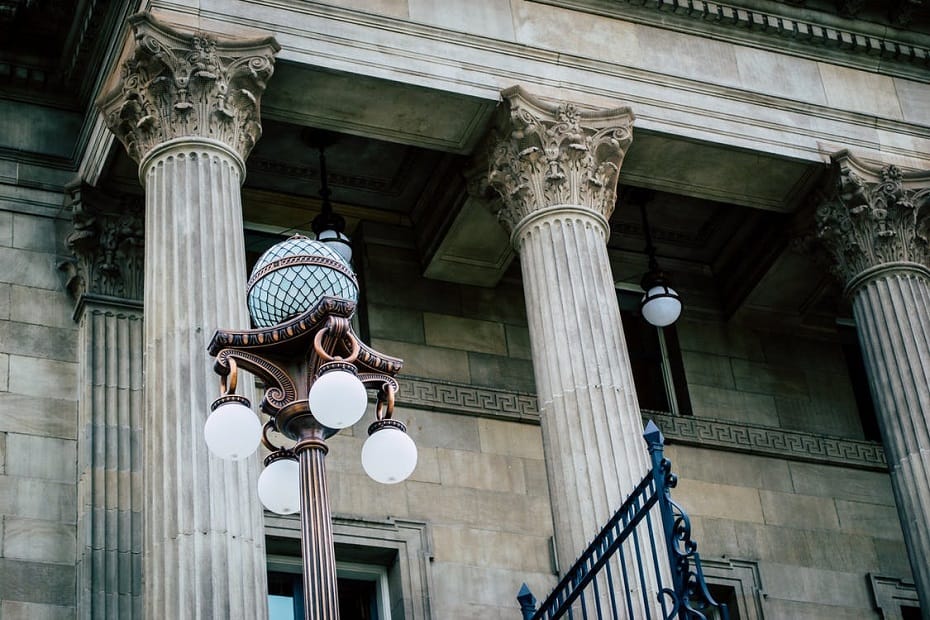 What happens if you miss court for a traffic ticket? - Maher Law 